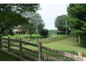 280 White Oak Circle - Photo 2