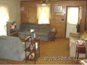 61 Jupiter Road - Photo 2