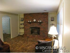530 Huntinggreen Drive - Photo 11