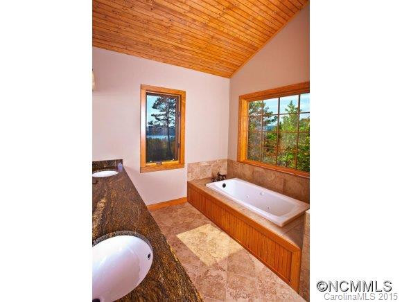342 Hawk Mountain Road - Photo 17