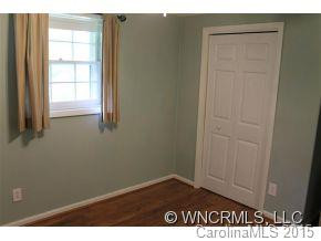 3852 GOLDEN RD - Photo 16