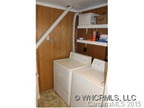 3852 GOLDEN RD - Photo 17