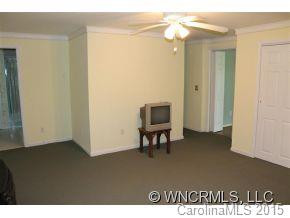 3852 GOLDEN RD - Photo 19