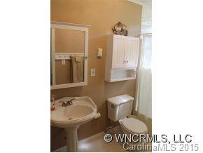 3852 GOLDEN RD - Photo 9
