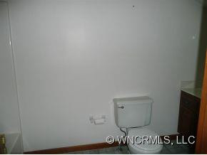 508 Woodfield Drive - Photo 14