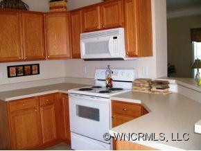 32 Beechnut Drive - Photo 4