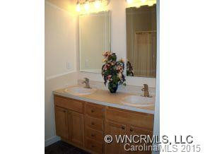 415 Sassafras Drive - Photo 8