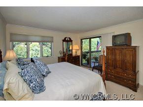 87 Willow Road B-4 - Photo 5