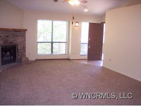 40 Ravencroft - Photo 4