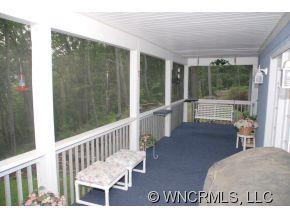 167 TREETOP LN