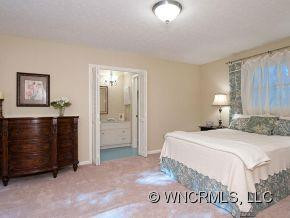 954 HOLLY RD - Photo 11