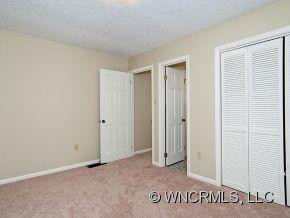 954 HOLLY RD - Photo 15