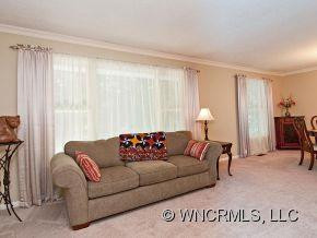954 HOLLY RD - Photo 3