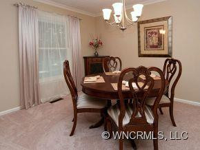 954 HOLLY RD - Photo 4