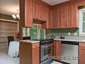 954 HOLLY RD - Photo 7