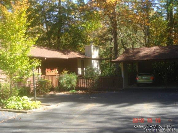 348 Surrey Lane