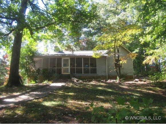 302 Lakeview Rd