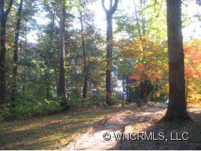 302 Lakeview Rd - Photo 2