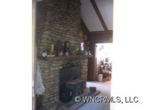 302 Lakeview Rd - Photo 4