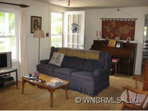 111 Green Mountain Drive - Photo 3