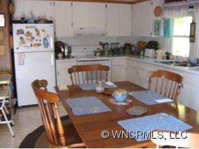 111 Green Mountain Drive - Photo 4