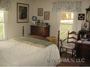 111 Green Mountain Drive - Photo 6