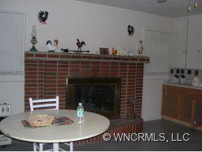  - Photo 11
