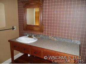 684 Hawk Mountain Road - Photo 9