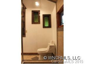 1090 Emmett Road - Photo 9