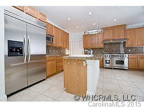 54 Woodcrest Drive - Photo 2