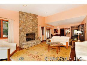 3 Governors Drive - Photo 3