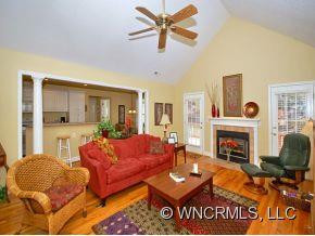 102 WHITE CEDAR LANE - Photo 2