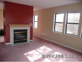 402 Abbey Circle - Photo 3