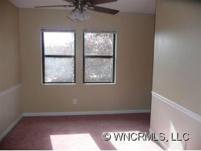 402 Abbey Circle - Photo 4