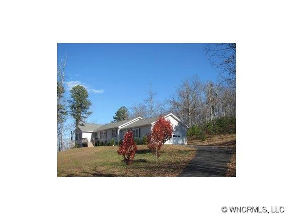 25 Uplands Drive