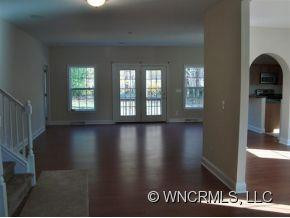 19 Lynnbrook Way - Photo 2