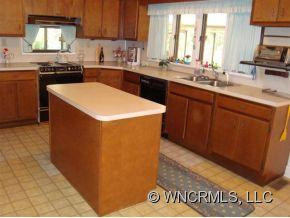 143 Chestnut Street - Photo 5