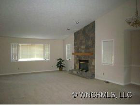 206 Red Oak Drive - Photo 2