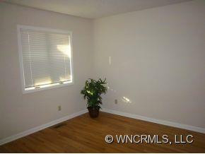 206 Red Oak Drive - Photo 9