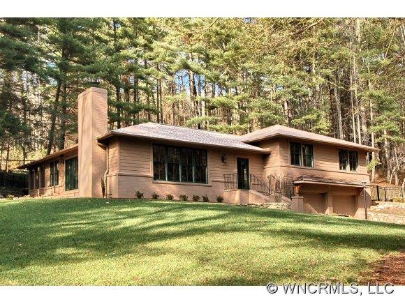 61 Forest Road