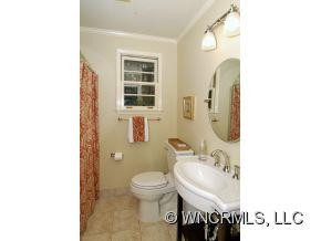 61 Forest Road - Photo 11