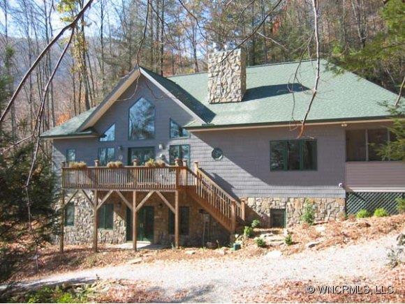 182 FLYING HAWK TRAIL