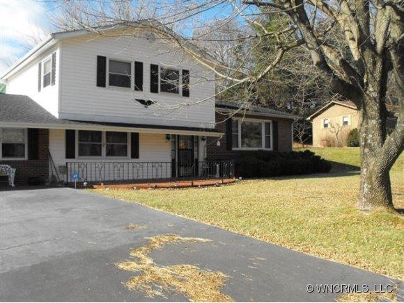 72 Fairway Hills Drive