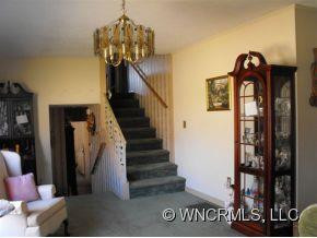 72 Fairway Hills Drive - Photo 2