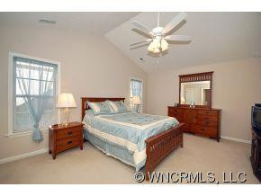 20 Livingston Farm Road - Photo 8