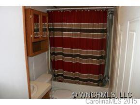 172 MEADOWCREEK DRIVE - Photo 11