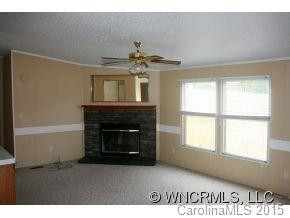 172 MEADOWCREEK DRIVE - Photo 3