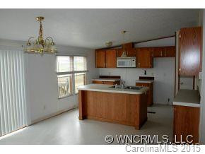 172 MEADOWCREEK DRIVE - Photo 4