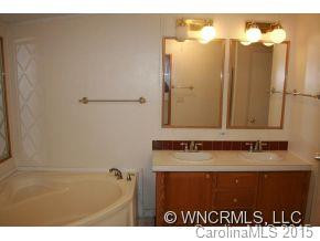 172 MEADOWCREEK DRIVE - Photo 9