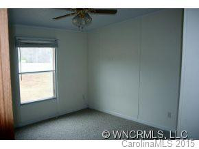 172 MEADOWCREEK DRIVE - Photo 10